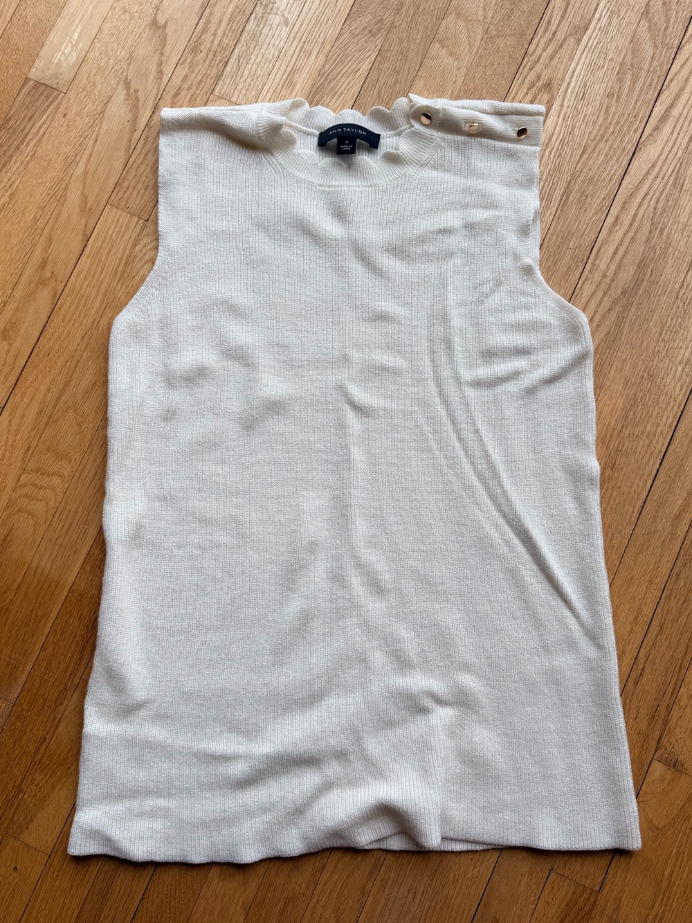 Ann Taylor Cream Sleeveless Knit Tank with Gold Shoulder Buttons size M